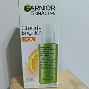 Garnier SkinActive Clearly Brighter SPF 30 Moisturizer - New In Packaging